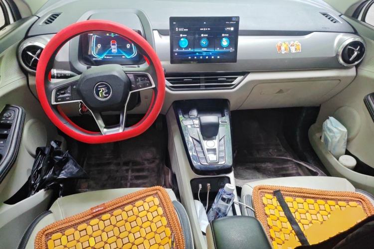 Used BYD Yuan Pro 2021 "Love for a Lifetime" Edition Center Console