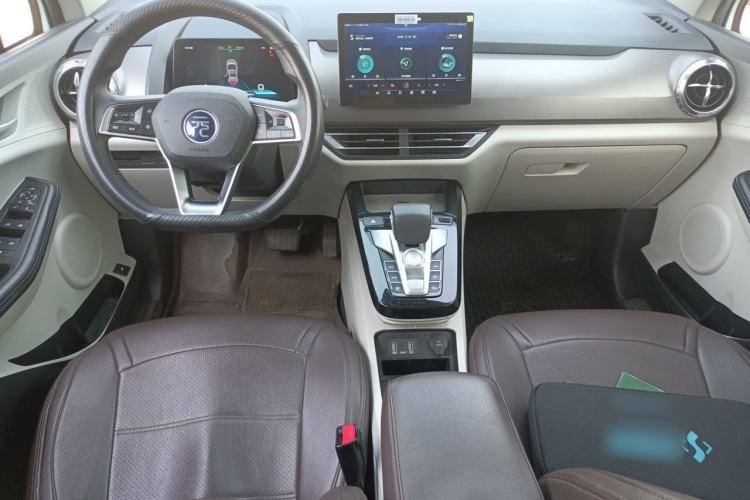 Used BYD Yuan Pro 2021 401 km Deluxe Version Center Console