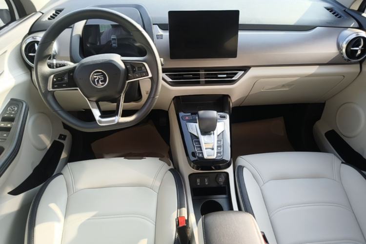 Used BYD Yuan Pro 2021 401 km Luxury Version Center Console