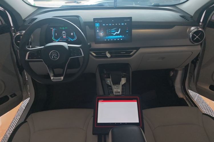 Used BYD Yuan Pro 2021 401 km Deluxe Version Center Console