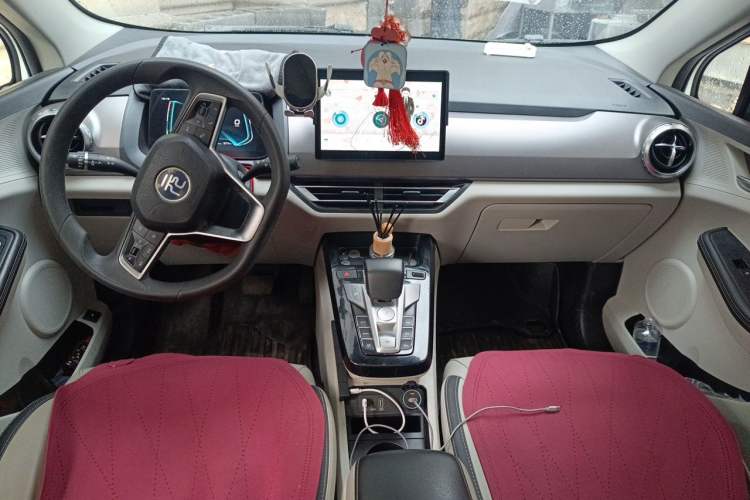Used BYD Yuan Pro 2021 401 km Deluxe Version Center Console