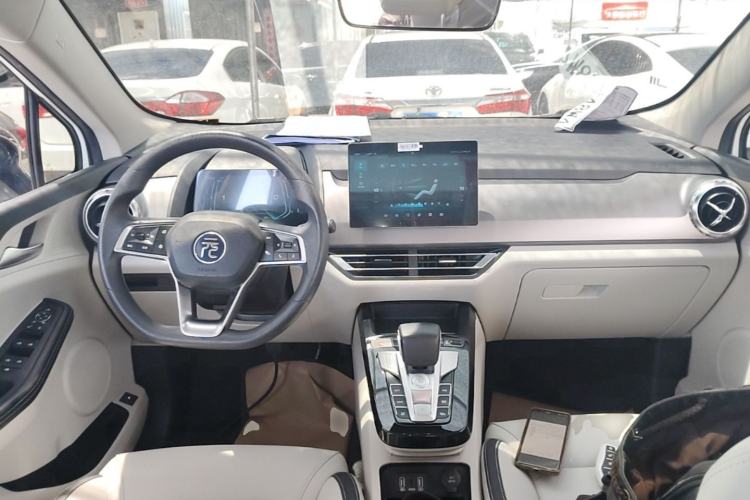 Used BYD Yuan Pro 2021 401 km Deluxe Version Center Console