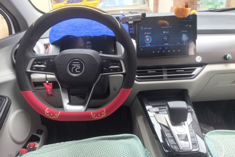 Used BYD Yuan Pro 2021 401 km Luxury Version Center Console