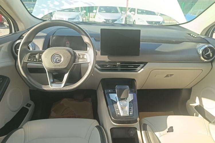 Used BYD Yuan Pro 2021 401 km Deluxe Version Center Console