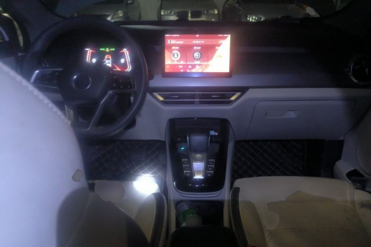 Used BYD Yuan Pro 2021 401 km Deluxe Version Center Console