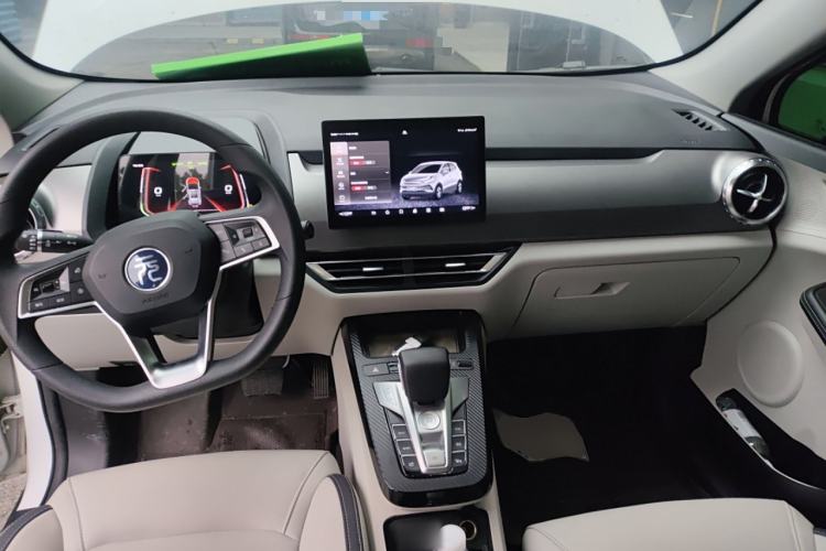 Used BYD Yuan Pro 2021 401 km Deluxe Version Center Console