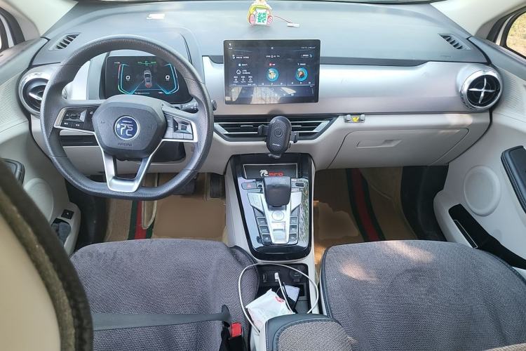 Used BYD Yuan Pro 2021 "Love for a Lifetime" Edition Center Console