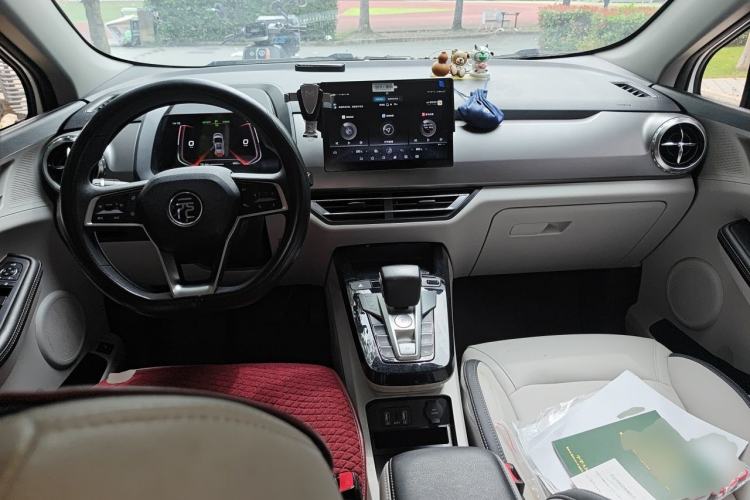 Used BYD Yuan Pro 2021 401 km Deluxe Version Center Console