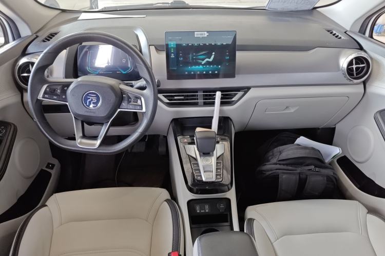 Used BYD Yuan Pro 2021 401 km Deluxe Version Center Console