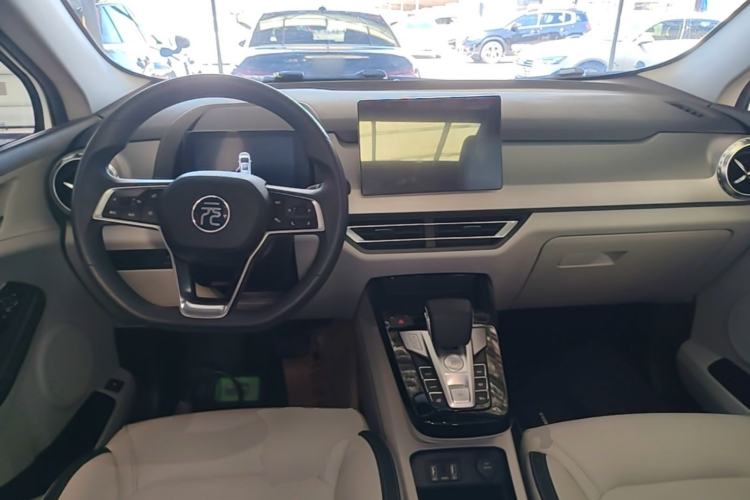 Used BYD Yuan Pro 2021 401 km Deluxe Version Center Console