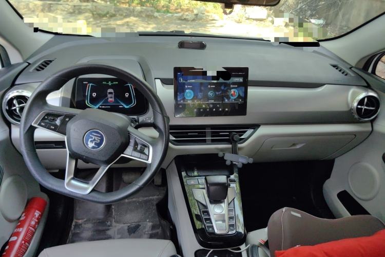 Used BYD Yuan Pro 2021 401 km Luxury Version Center Console