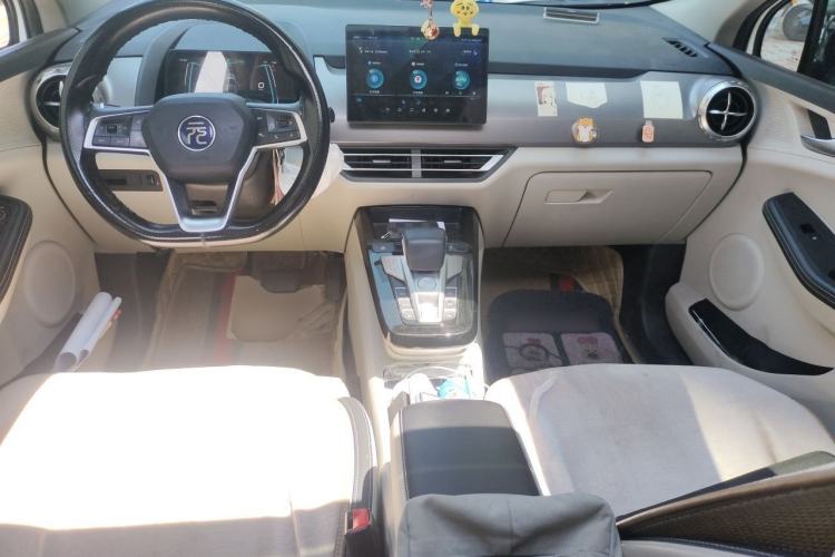 Used BYD Yuan Pro 2021 401 km Deluxe Version Center Console