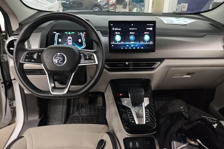 Used BYD Yuan Pro 2021 401 km Luxury Version Center Console
