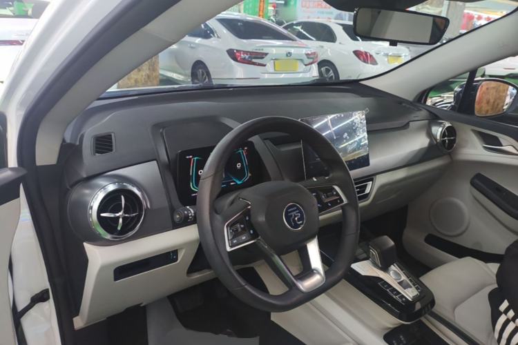 Used BYD Yuan Pro 2021 401 km Deluxe Version Center Console