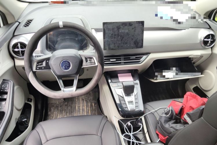 Used BYD Yuan Pro 2021 401 km Luxury Version Center Console