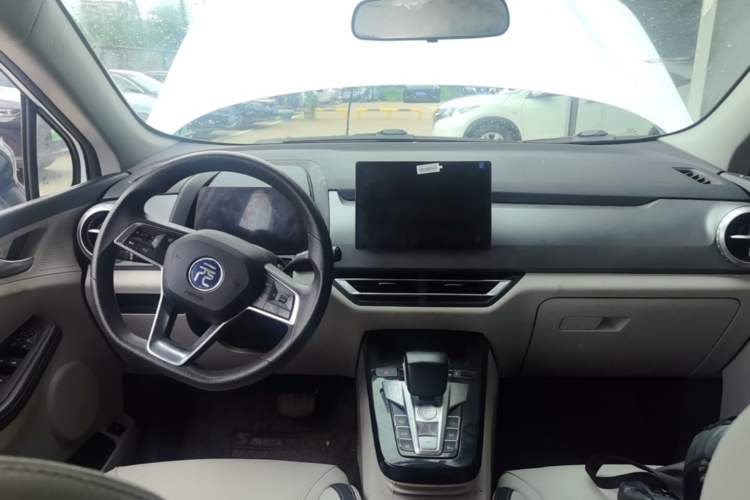 Used BYD Yuan Pro 2021 "Love for a Lifetime" Edition Center Console