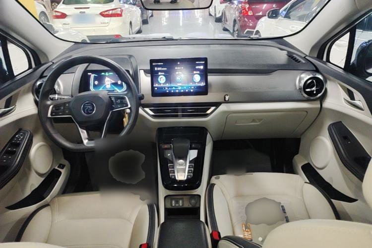 Used BYD Yuan Pro 2021 401 km Deluxe Version Center Console