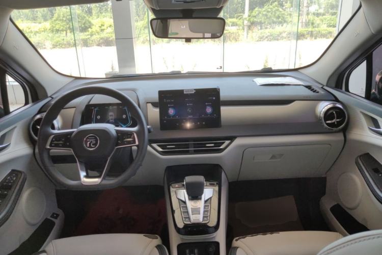 Used BYD Yuan Pro 2021 401 km Deluxe Version Center Console