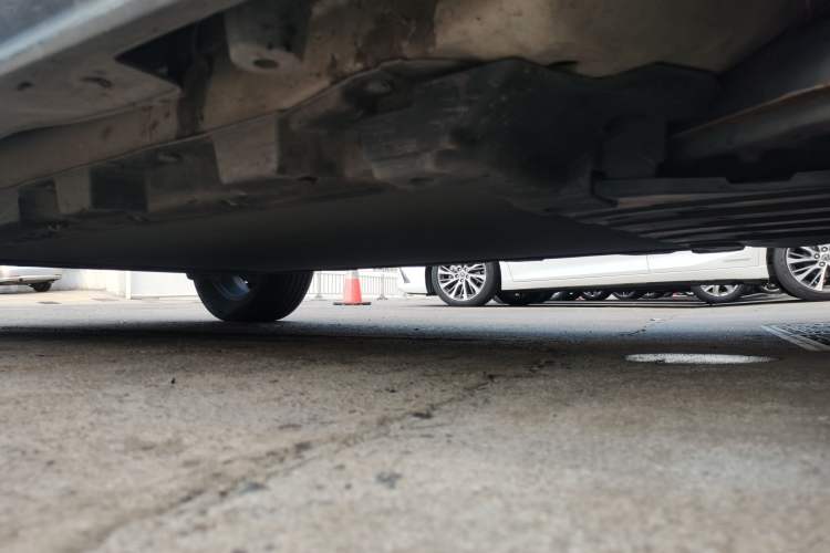 Used BYD Yuan Pro 2021 "Love for a Lifetime" Edition Chassis Front Right