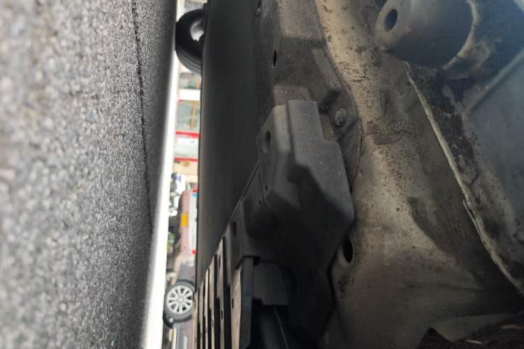 Used BYD Yuan Pro 2021 401 km Deluxe Version Chassis Front Right
