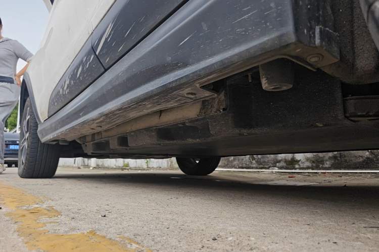 Used BYD Yuan Pro 2021 401 km Luxury Version Chassis Rear Left