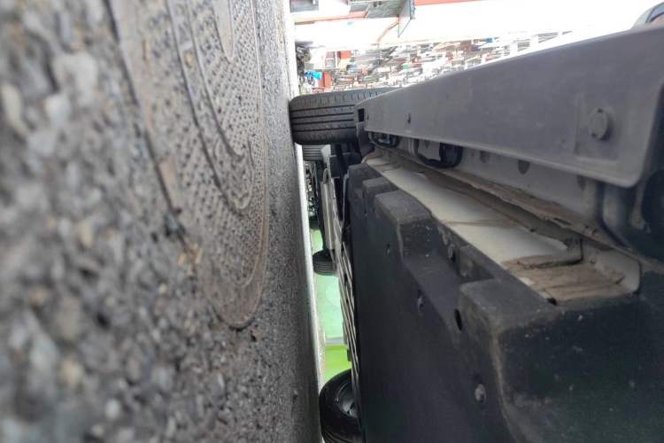 Used BYD Yuan Pro 2021 401 km Luxury Version Chassis Rear Left