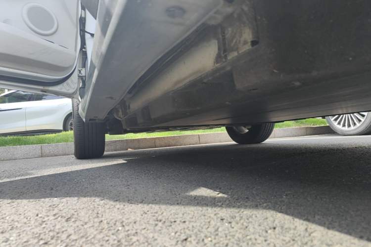Used BYD Yuan Pro 2021 401 km Luxury Version Chassis Rear Left