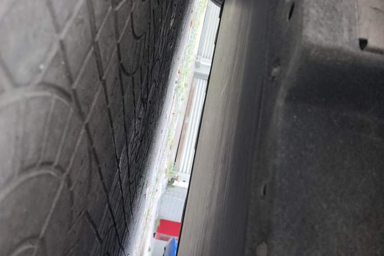 Used BYD Yuan Pro 2021 401 km Luxury Version Chassis Rear Left