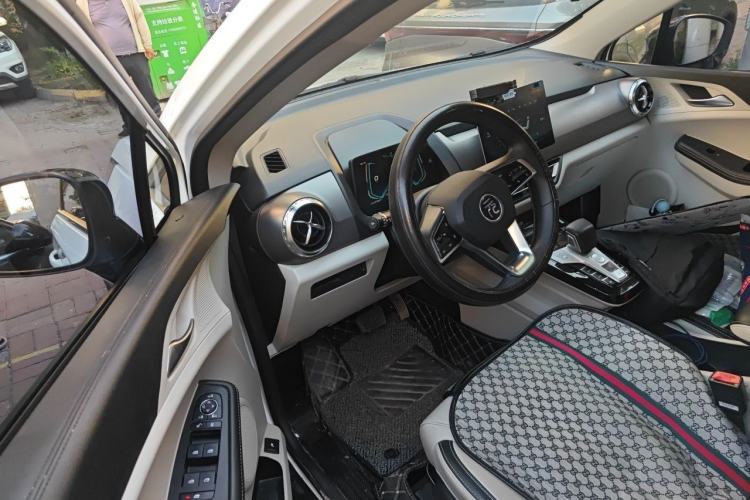 Used BYD Yuan Pro 2021 401 km Deluxe Version Driver Seat