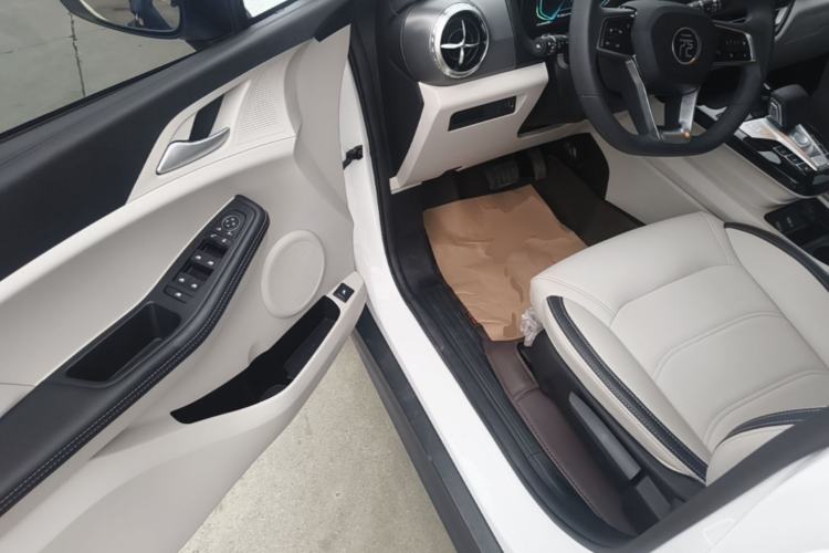 Used BYD Yuan Pro 2021 "Love for a Lifetime" Edition Driver Seat
