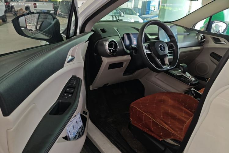 Used BYD Yuan Pro 2021 401 km Luxury Version Driver Seat