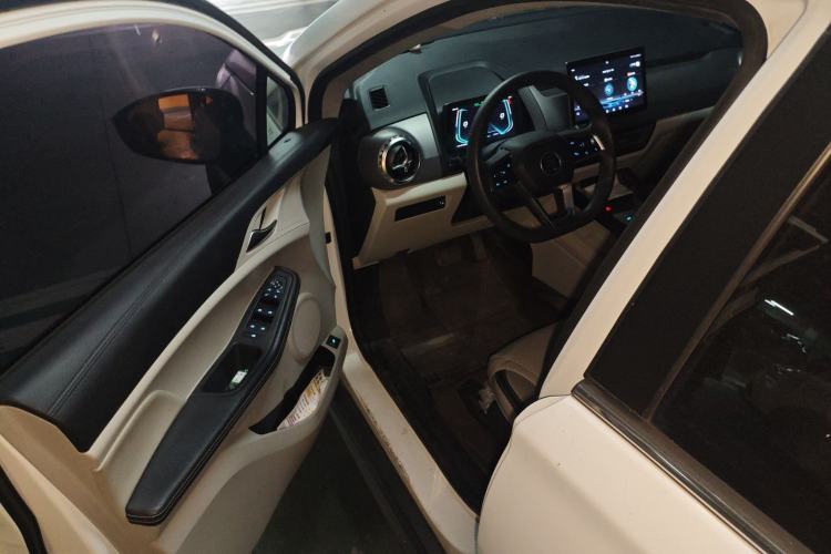 Used BYD Yuan Pro 2021 401 km Luxury Version Driver Seat
