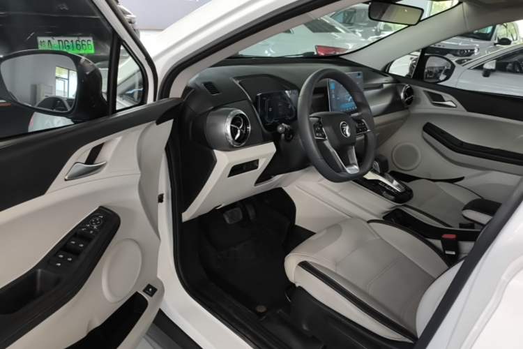 Used BYD Yuan Pro 2021 401 km Deluxe Version Driver Seat