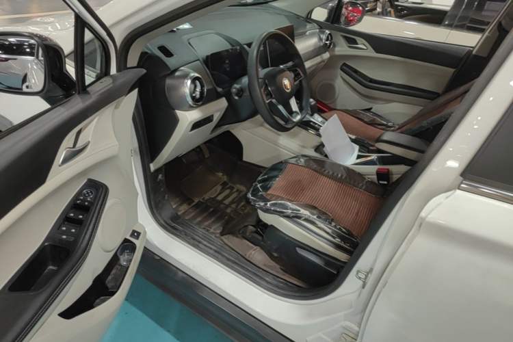 Used BYD Yuan Pro 2021 401 km Luxury Version Driver Seat