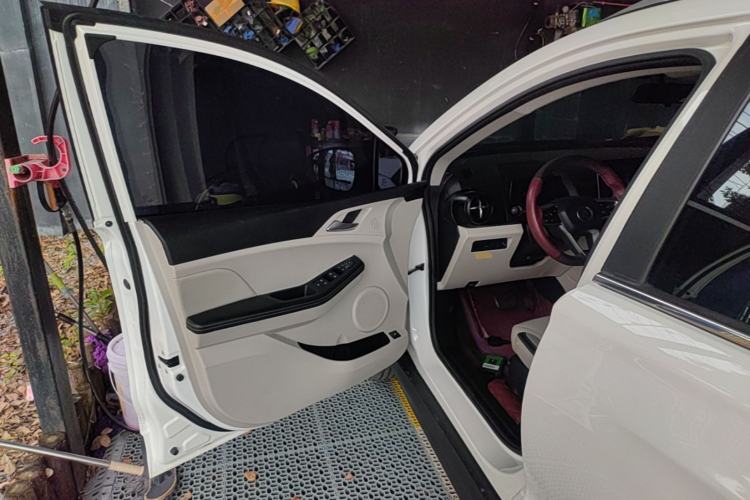 Used BYD Yuan Pro 2021 401 km Luxury Version Driver Seat