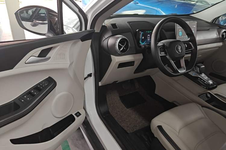 Used BYD Yuan Pro 2021 401 km Luxury Version Driver Seat
