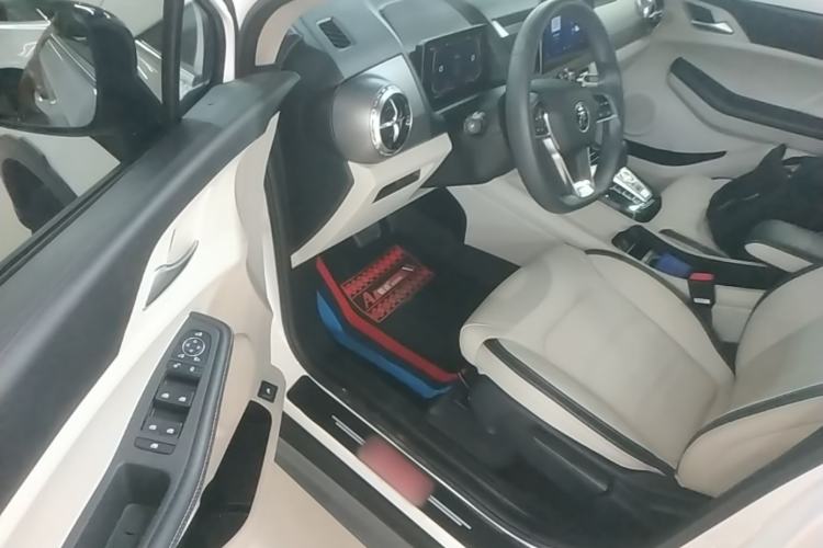 Used BYD Yuan Pro 2021 401 km Deluxe Version Driver Seat