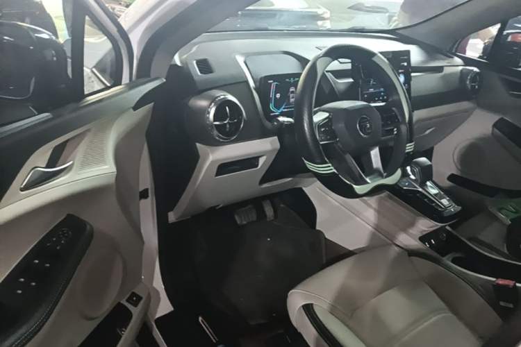 Used BYD Yuan Pro 2021 401 km Luxury Version Driver Seat