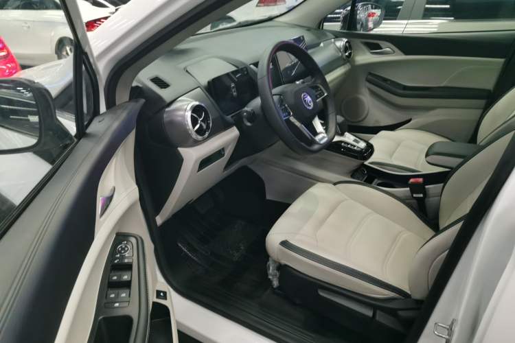 Used BYD Yuan Pro 2021 401 km Deluxe Version Driver Seat