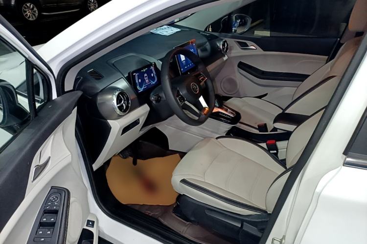 Used BYD Yuan Pro 2021 401 km Luxury Version Driver Seat