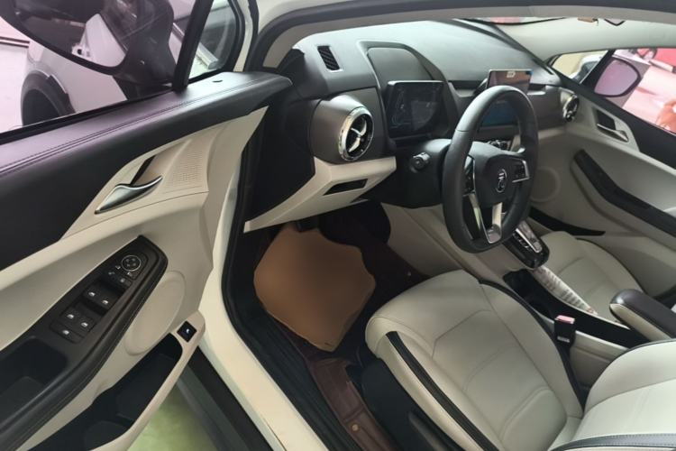 Used BYD Yuan Pro 2021 401 km Luxury Version Driver Seat