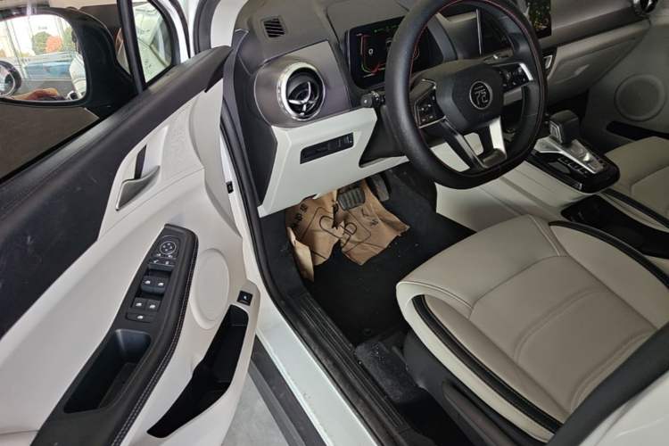 Used BYD Yuan Pro 2021 401 km Luxury Version Driver Seat