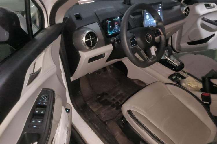 Used BYD Yuan Pro 2021 401 km Luxury Version Driver Seat
