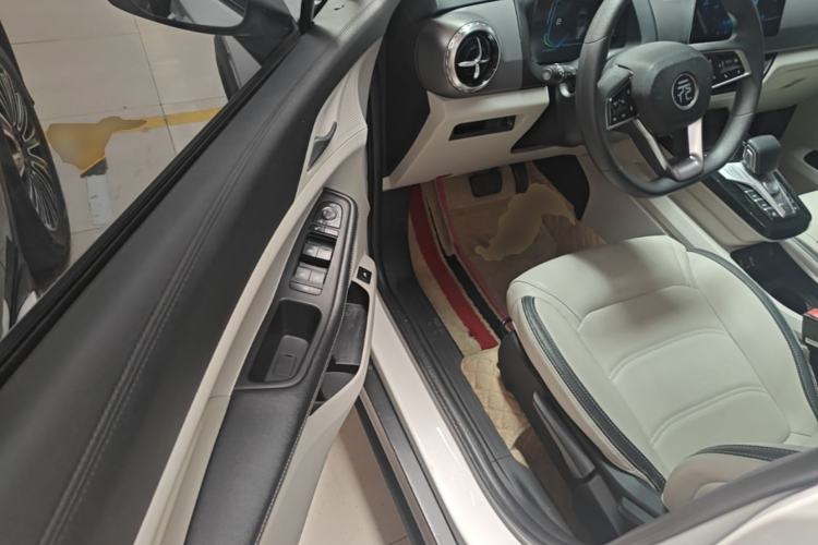 Used BYD Yuan Pro 2021 401 km Deluxe Version Driver Seat