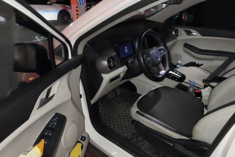 Used BYD Yuan Pro 2021 401 km Deluxe Version Driver Seat