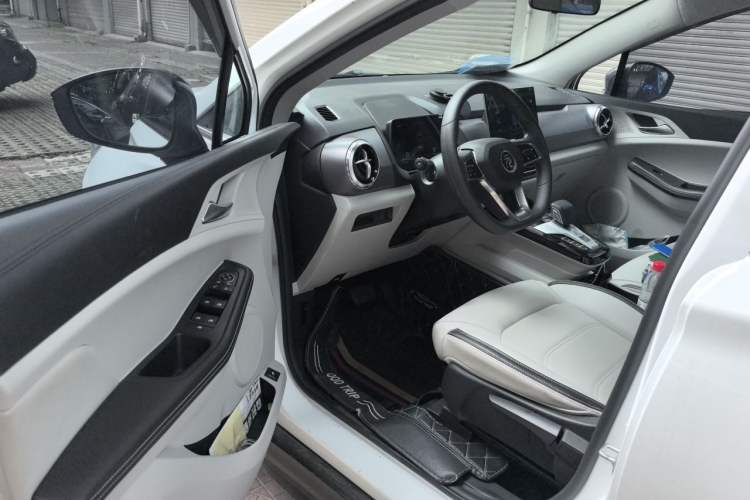 Used BYD Yuan Pro 2021 401 km Luxury Version Driver Seat