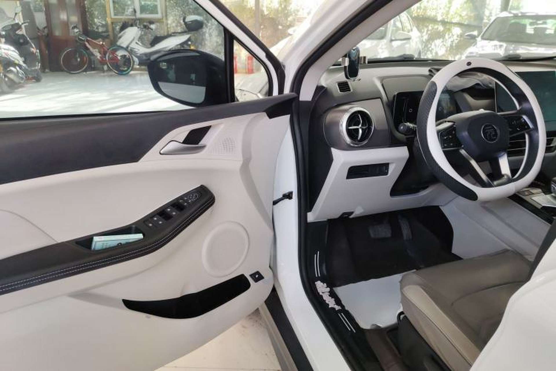 Used BYD Yuan Pro 2021 401 km Luxury Version Driver Seat