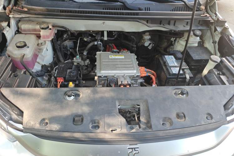 Used BYD Yuan Pro 2021 401 km Luxury Version Engine Bay