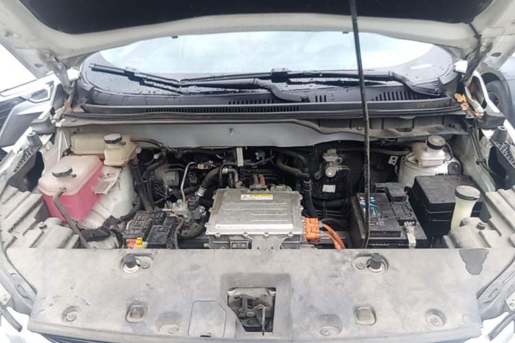 Used BYD Yuan Pro 2021 401 km Luxury Version Engine Bay