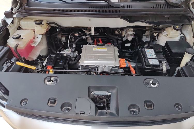 Used BYD Yuan Pro 2021 401 km Luxury Version Engine Bay